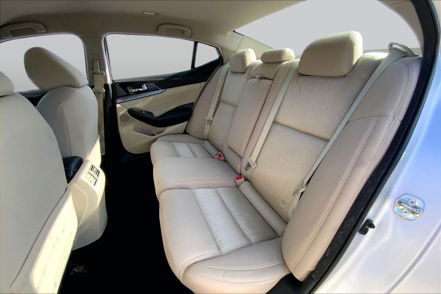 2016 Nissan Maxima 3.5 S Brilliant Silver at Mac Haik Ford