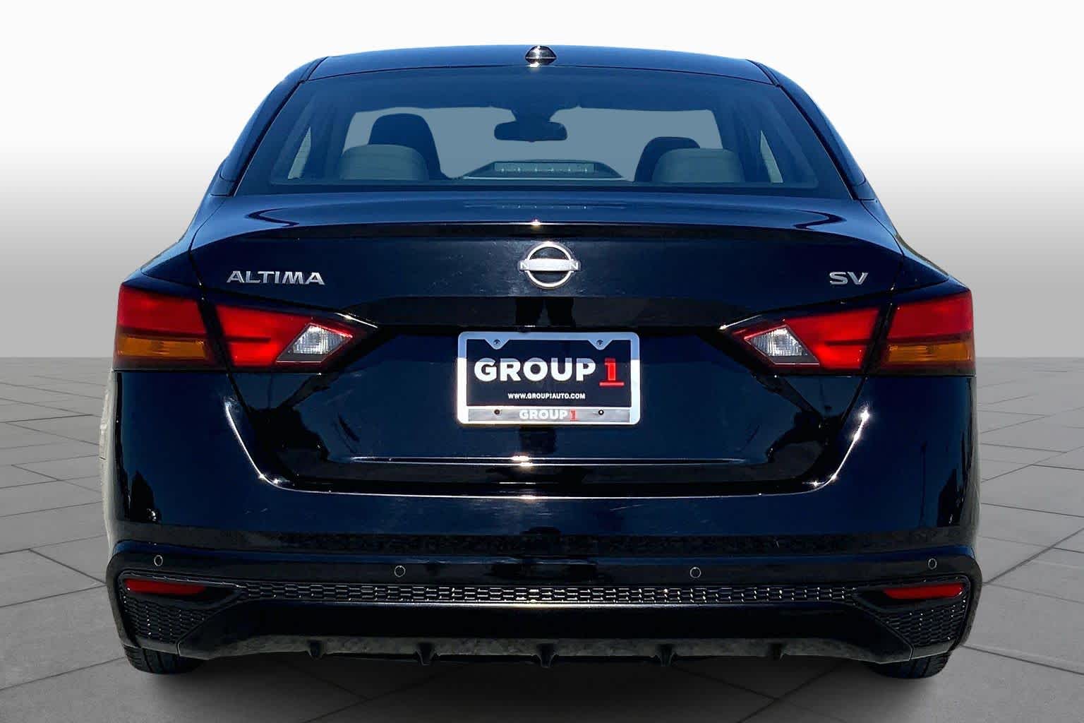 2024 Nissan Altima 2.5 SV Super Black at Beck & Masten Kia