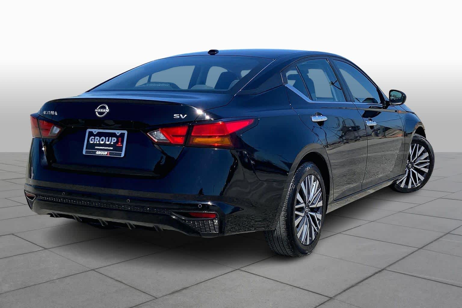 2024 Nissan Altima 2.5 SV Super Black at Beck & Masten Kia