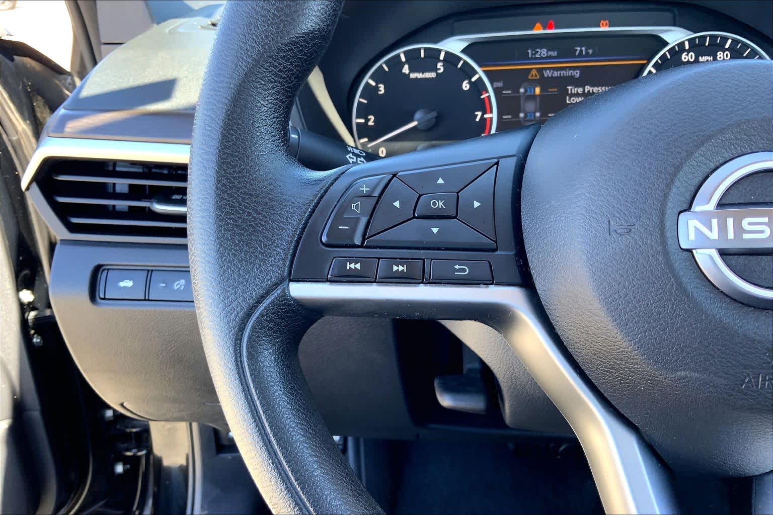 2024 Nissan Altima 2.5 SV Super Black at Beck & Masten Kia