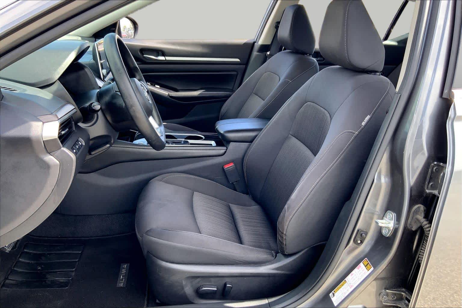 2023 Nissan Altima 2.5 SV Gun Metallic at Beck & Masten Kia