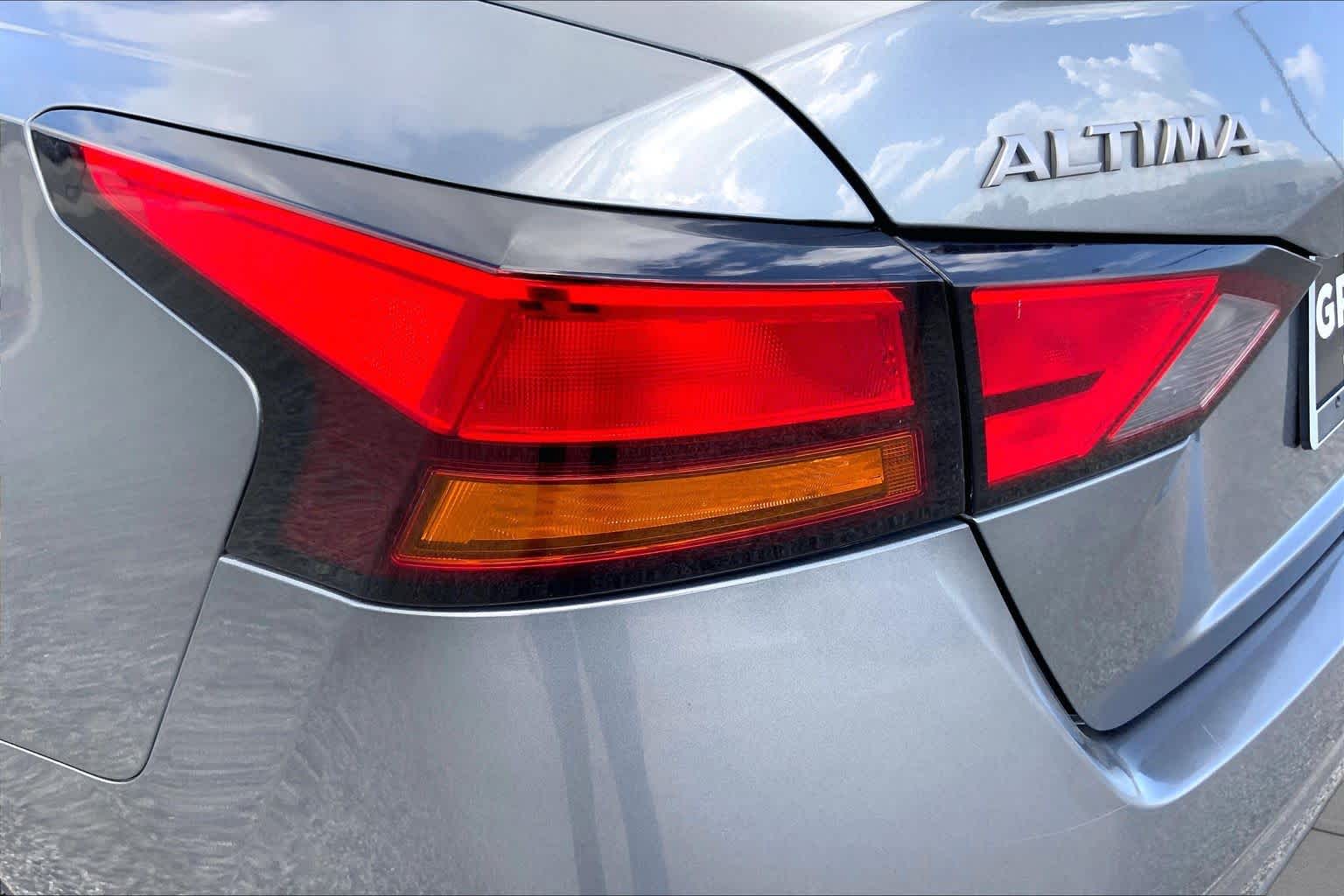 2023 Nissan Altima 2.5 SV Gun Metallic at Beck & Masten Kia