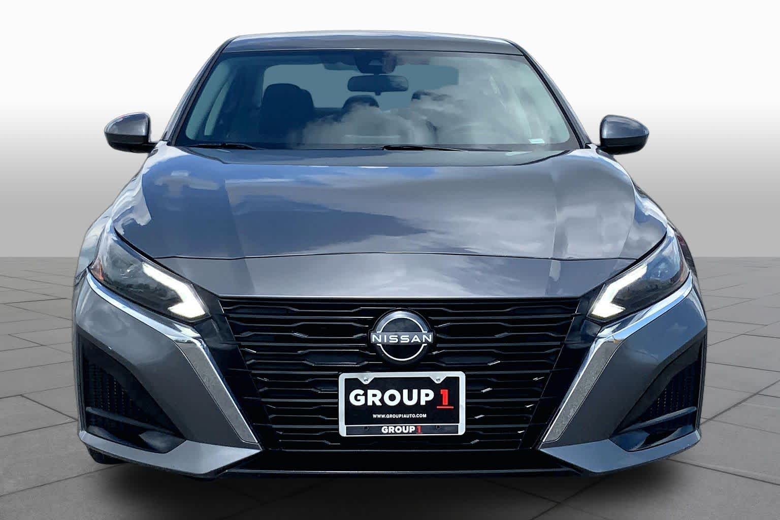 2023 Nissan Altima 2.5 SV Gun Metallic at Beck & Masten Kia