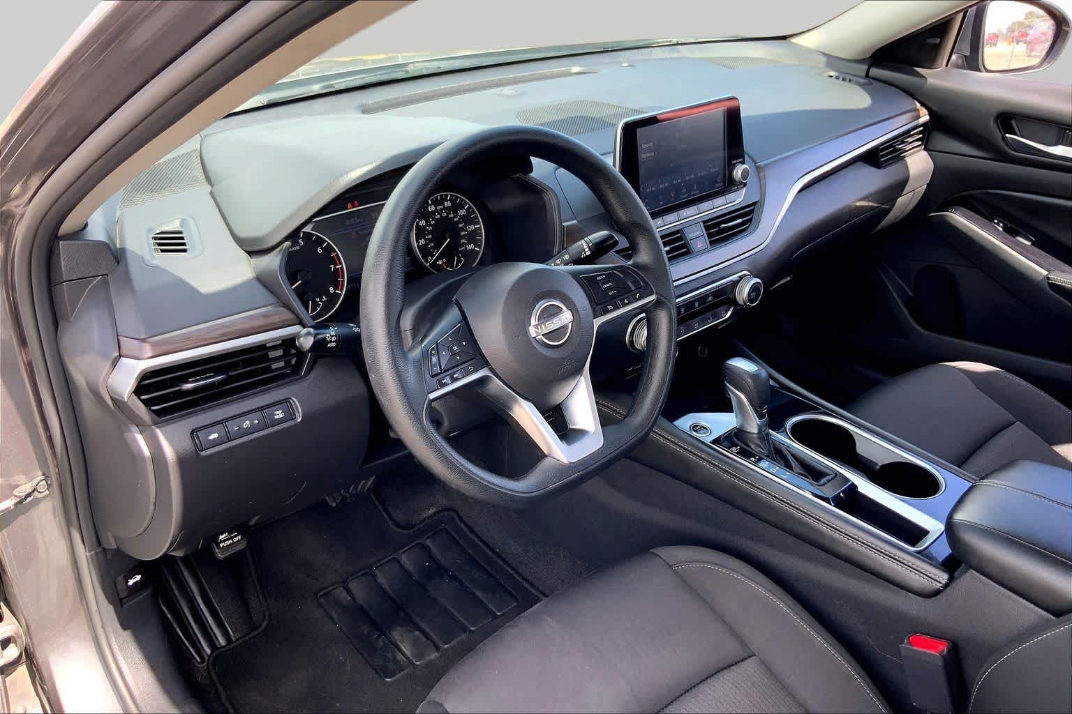 2023 Nissan Altima 2.5 SV Gun Metallic at Beck & Masten Kia