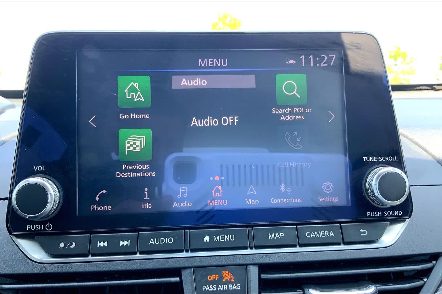 2019 Nissan Altima 2.5 SL Pearl White Tricoat at Sterling McCall Nissan