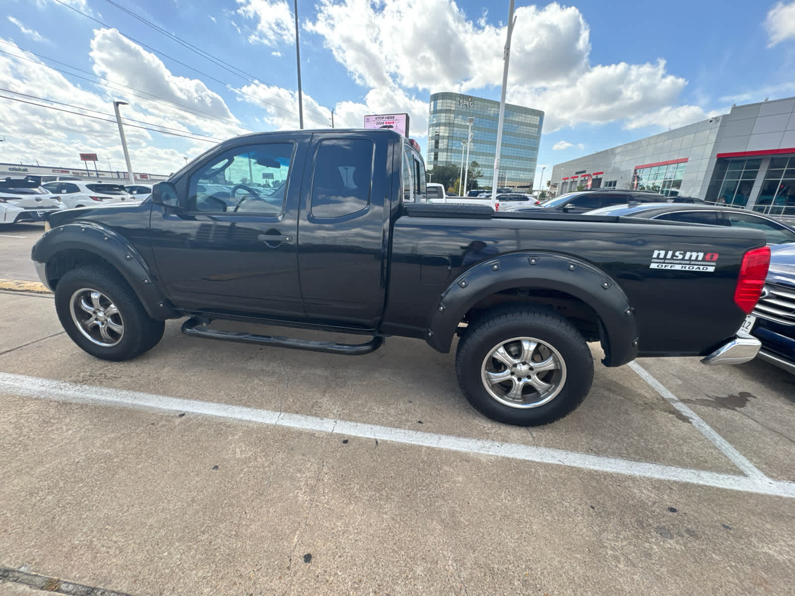 2005 Nissan Frontier photo 10 of 11
