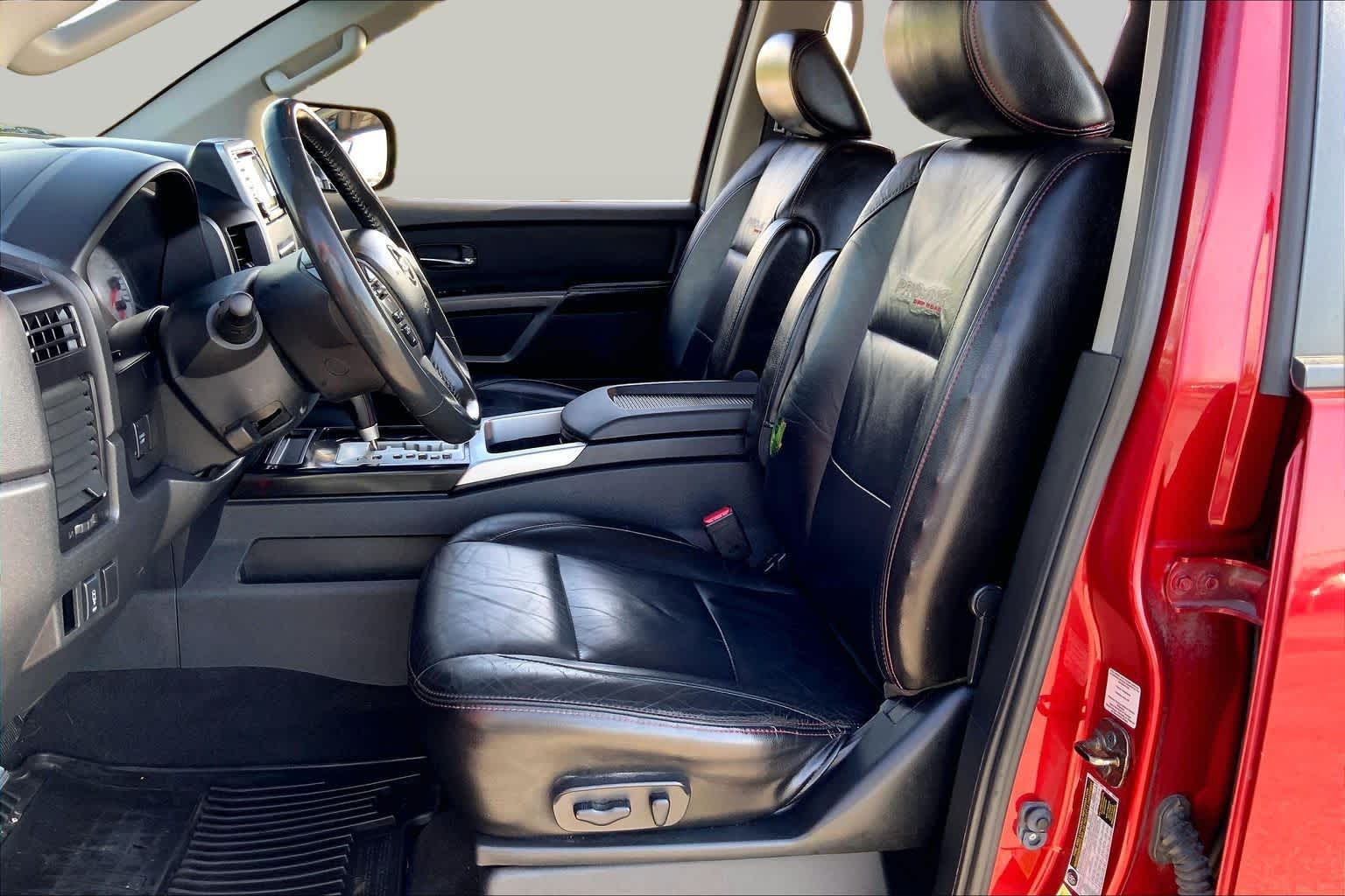2015 Nissan Titan PRO-4X - 7