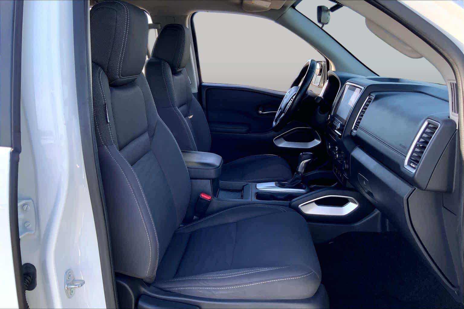 2023 Nissan Frontier SV Glacier White at Sterling McCall Nissan