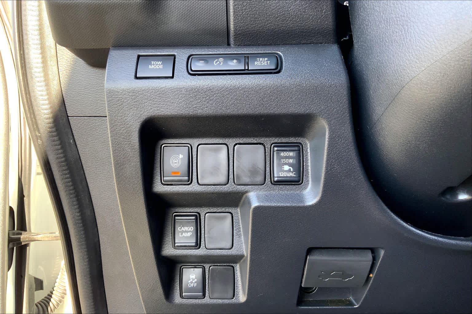 2023 Nissan Frontier SV Glacier White at Sterling McCall Nissan