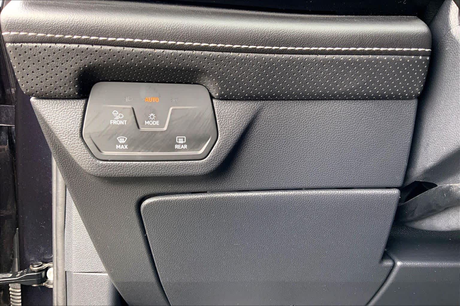 2025 Volkswagen Atlas Cross Sport 2.0T SE w/Technology Deep Black Pearl at Turner Chevrolet