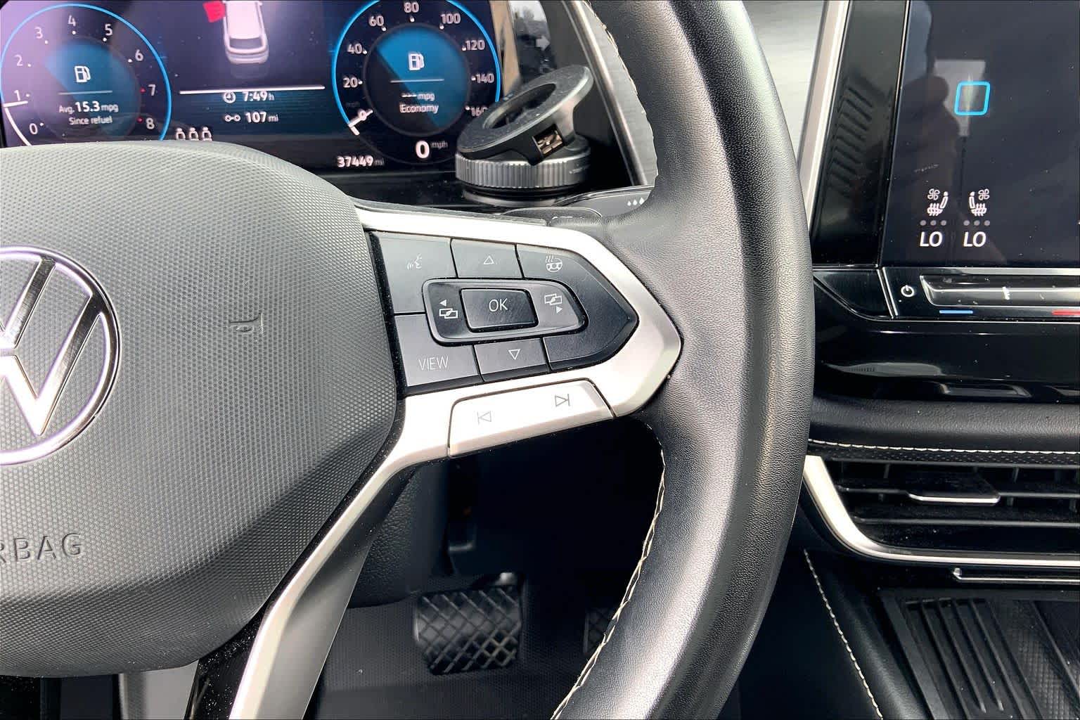 2025 Volkswagen Atlas Cross Sport 2.0T SE w/Technology Deep Black Pearl at Turner Chevrolet