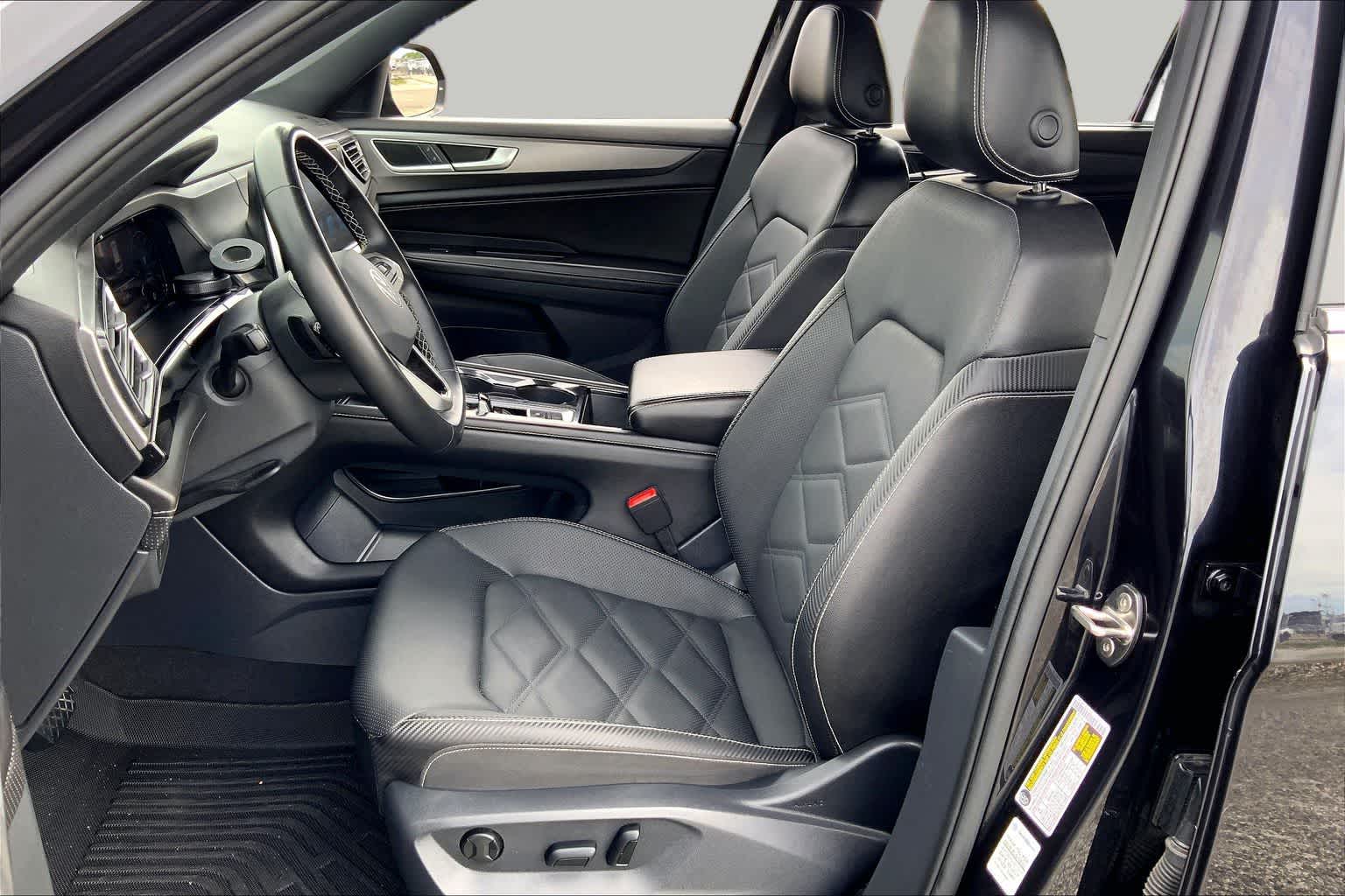 2025 Volkswagen Atlas Cross Sport 2.0T SE w/Technology Deep Black Pearl at Turner Chevrolet