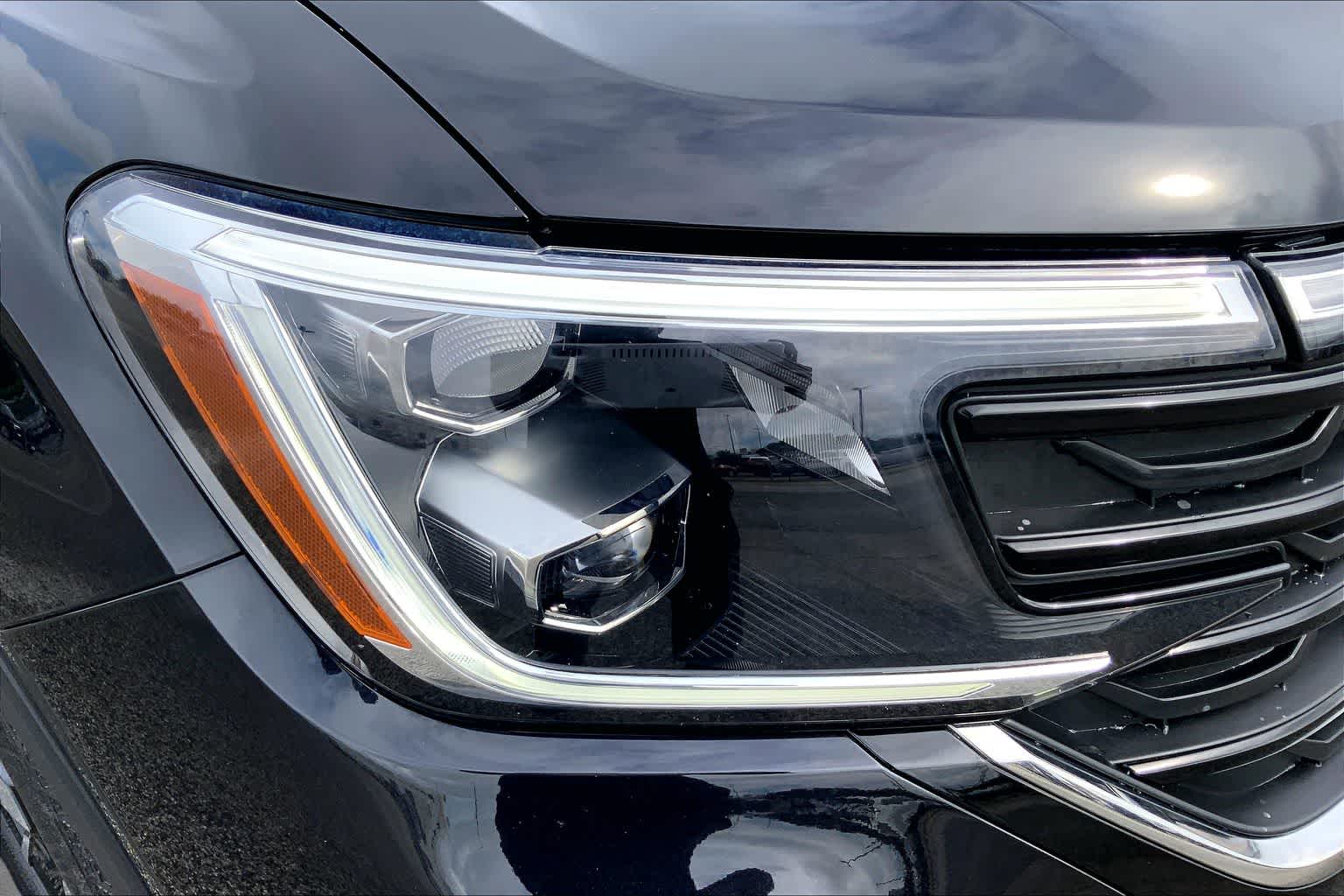 2025 Volkswagen Atlas Cross Sport 2.0T SE w/Technology Deep Black Pearl at Turner Chevrolet