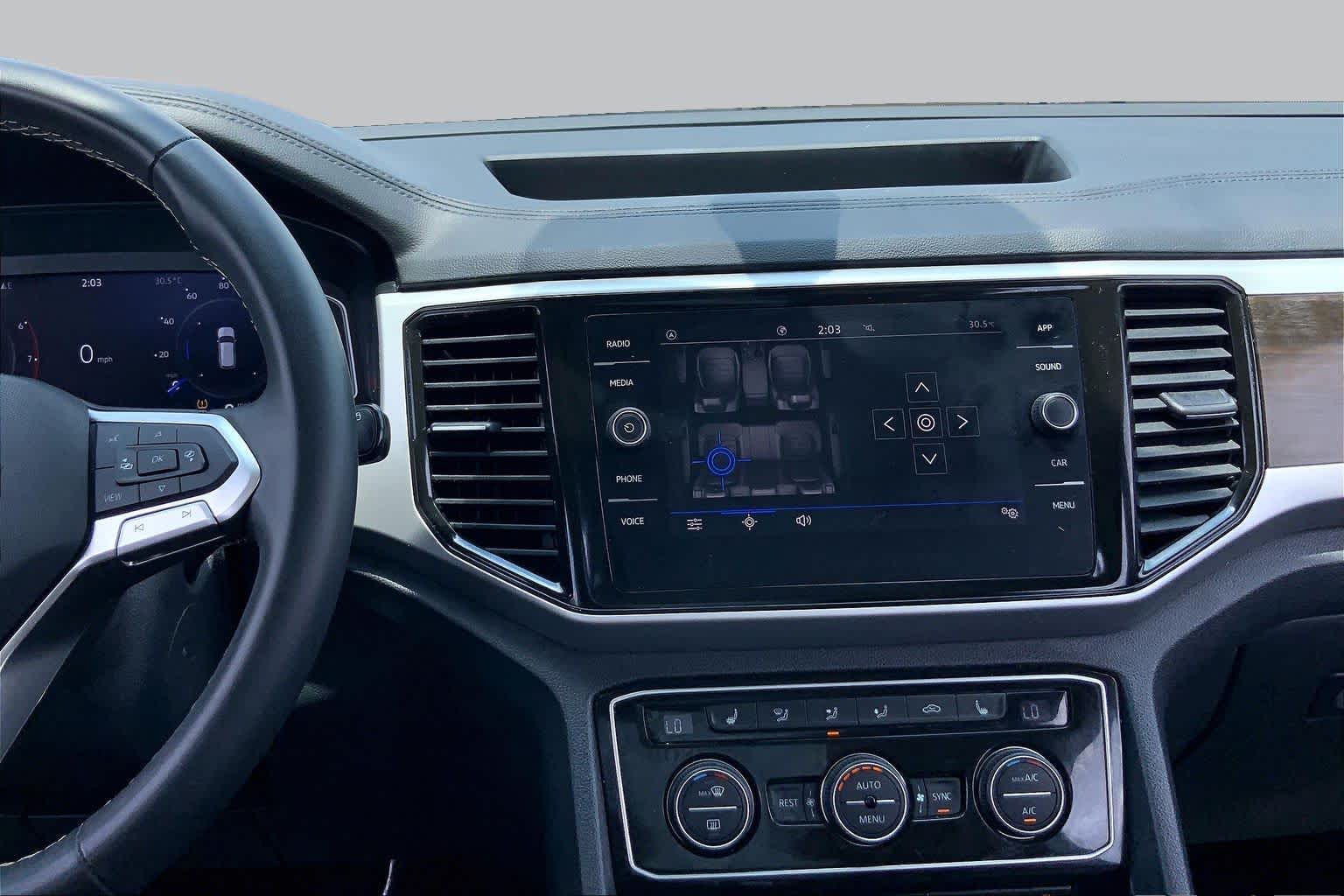 2022 Volkswagen Atlas 2.0T SE w/Technology Deep Black Pearl at Mac Haik Ford