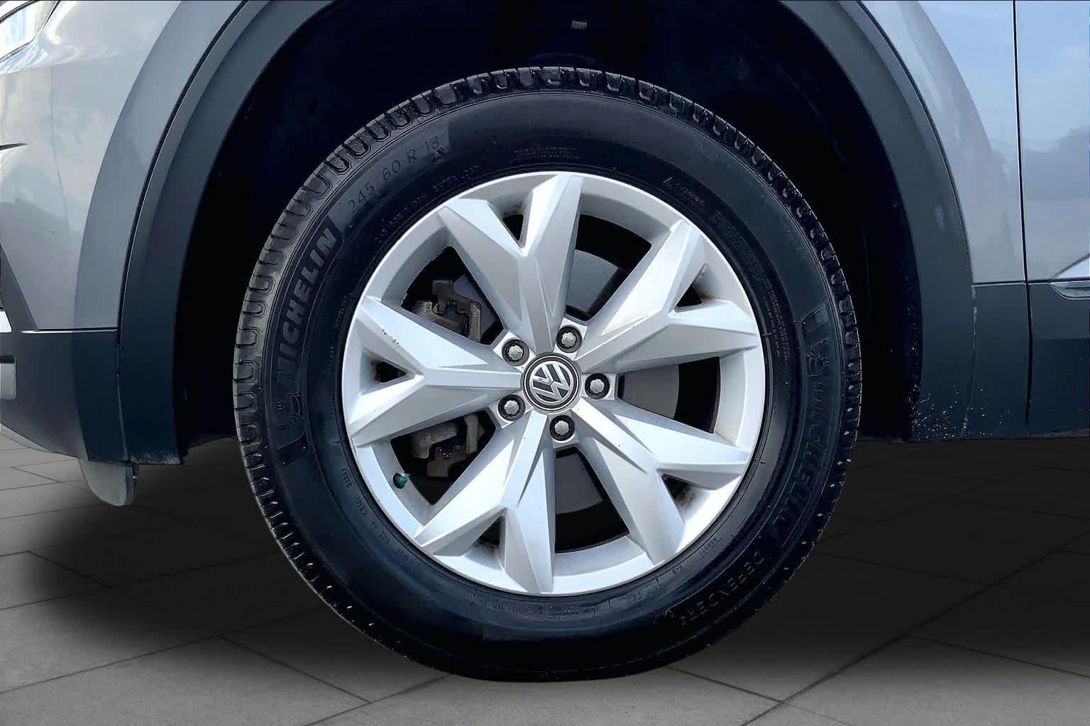 2018 Volkswagen Atlas photo 10 of 35