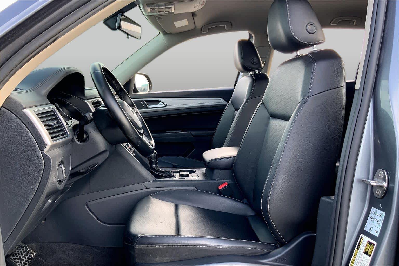 2018 Volkswagen Atlas photo 7 of 35