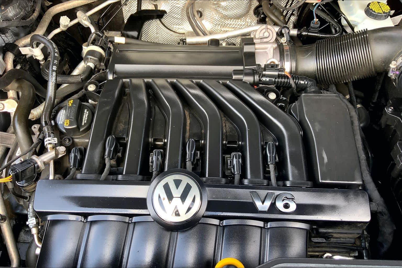 2018 Volkswagen Atlas photo 31 of 35