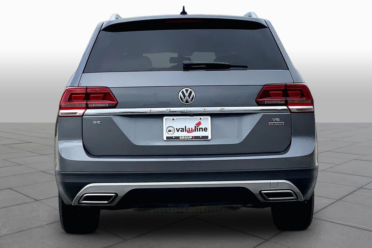 2018 Volkswagen Atlas photo 4 of 35