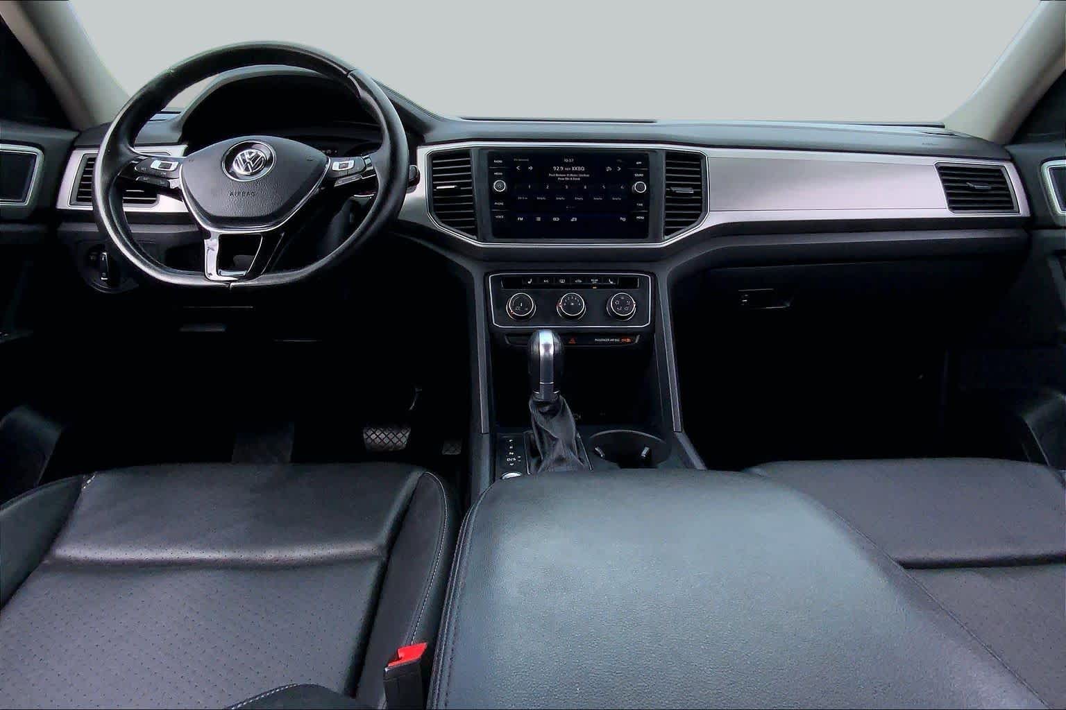 2018 Volkswagen Atlas photo 14 of 35