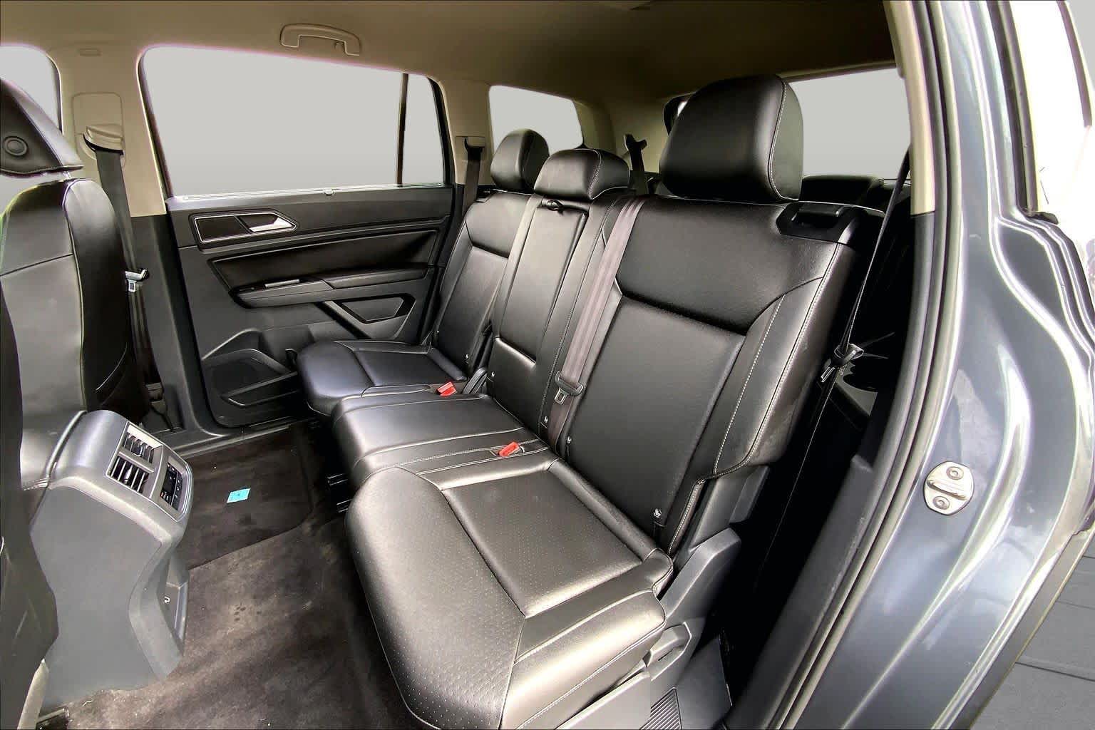 2018 Volkswagen Atlas photo 19 of 35