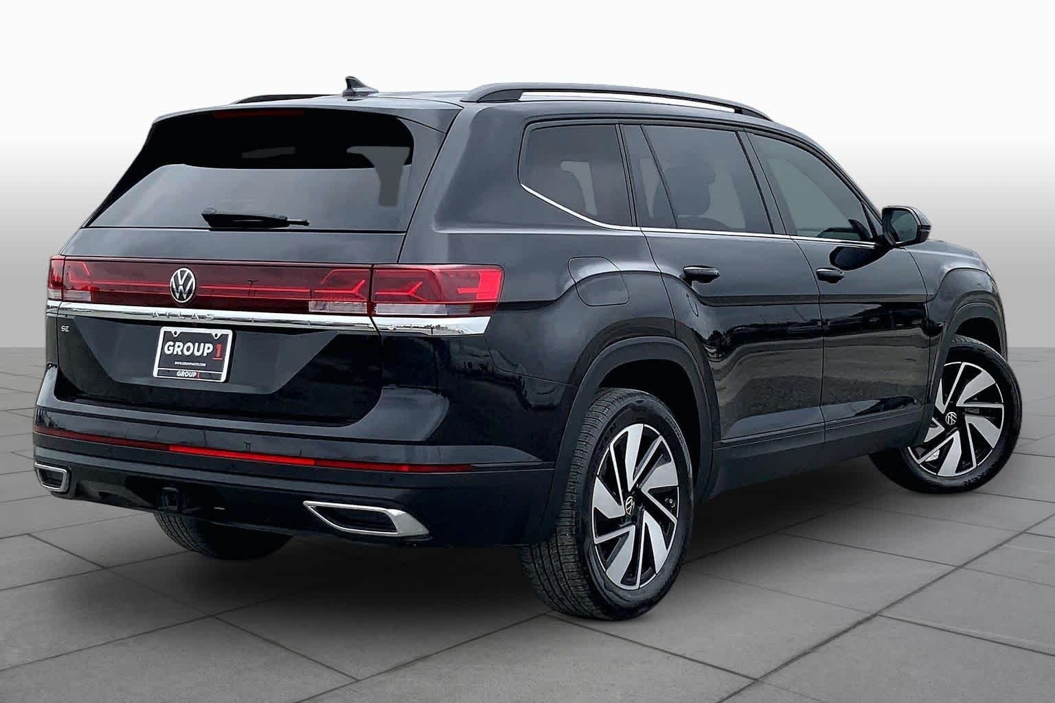 2024 Volkswagen Atlas 2.0T SE w/Technology Deep Black Pearl at Tomball Ford