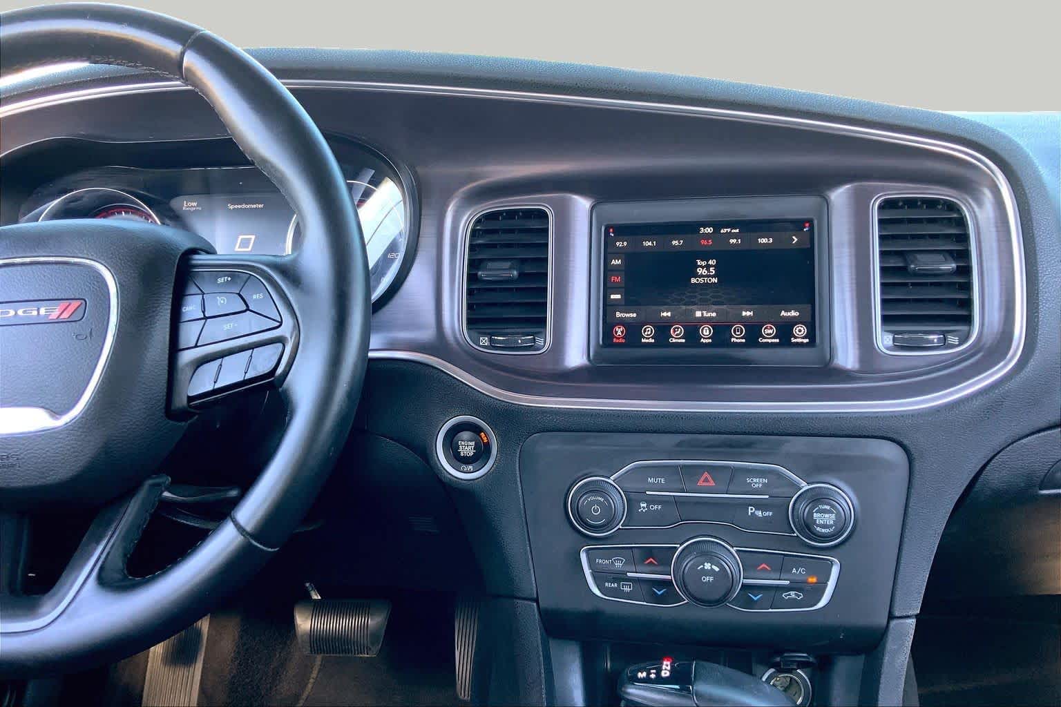 2018 Dodge Charger photo 7 of 36