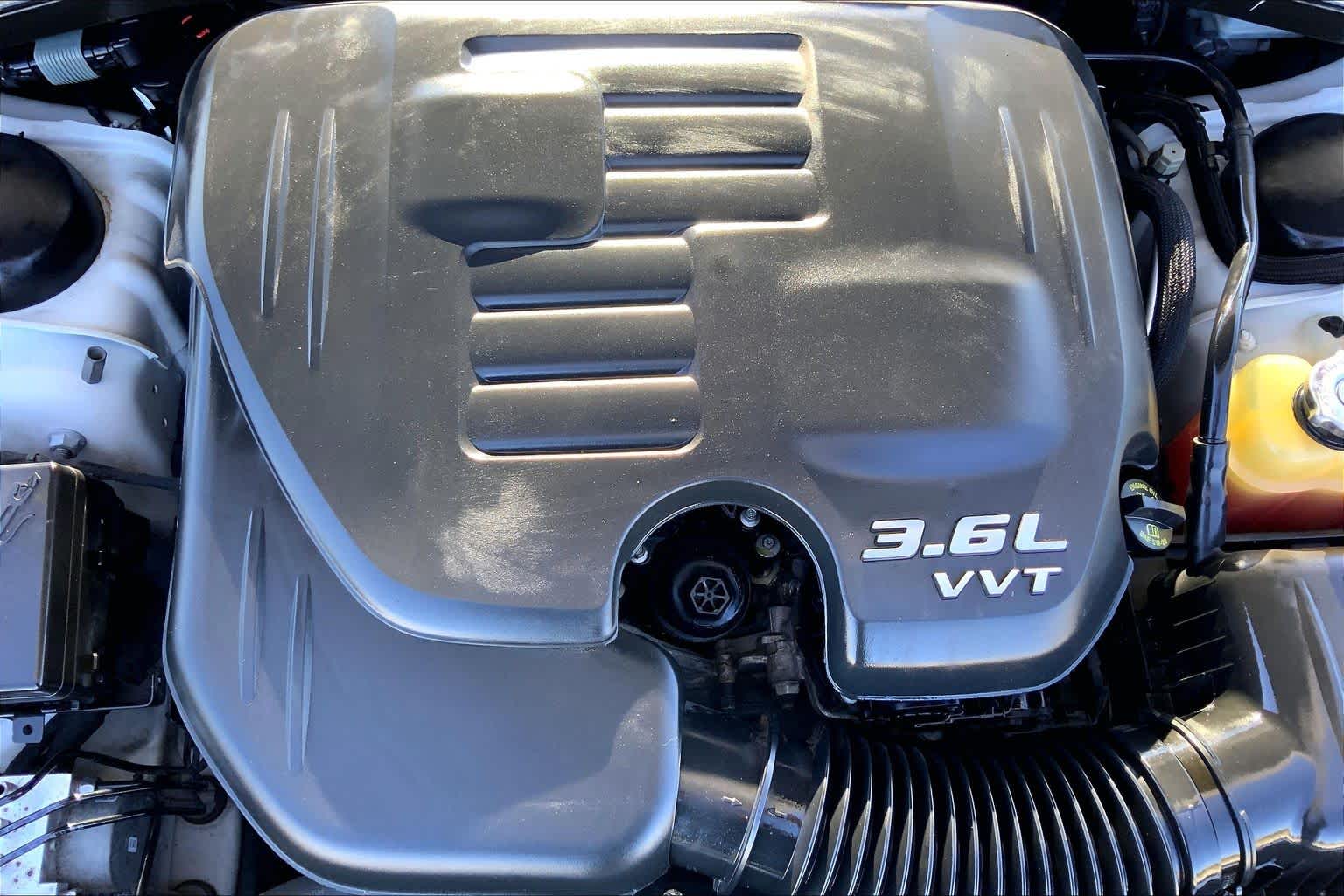 2018 Dodge Charger photo 32 of 36