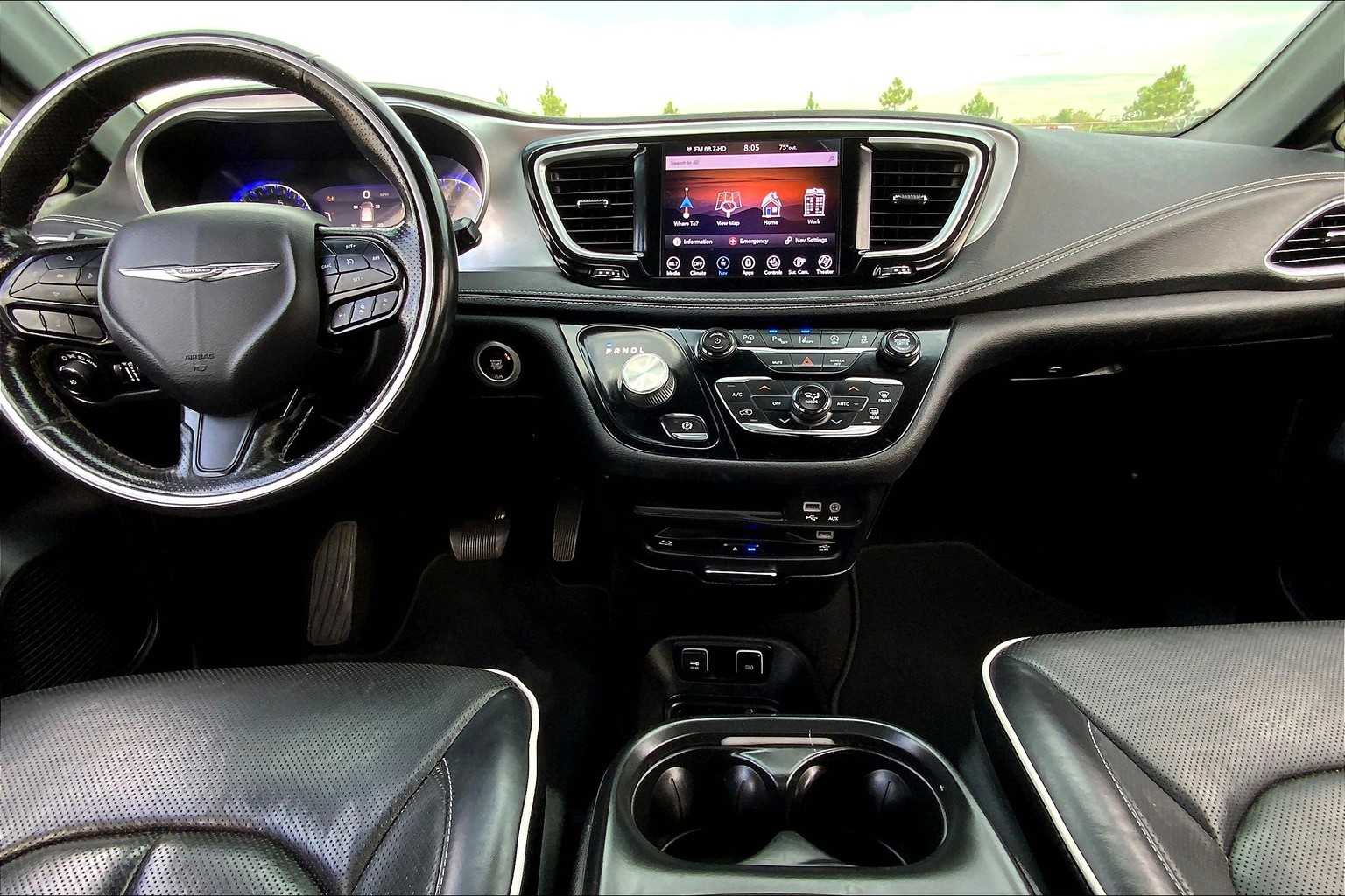 2019 Chrysler Pacifica Limited Billet Silver Metallic Clearcoat at Sterling McCall Nissan