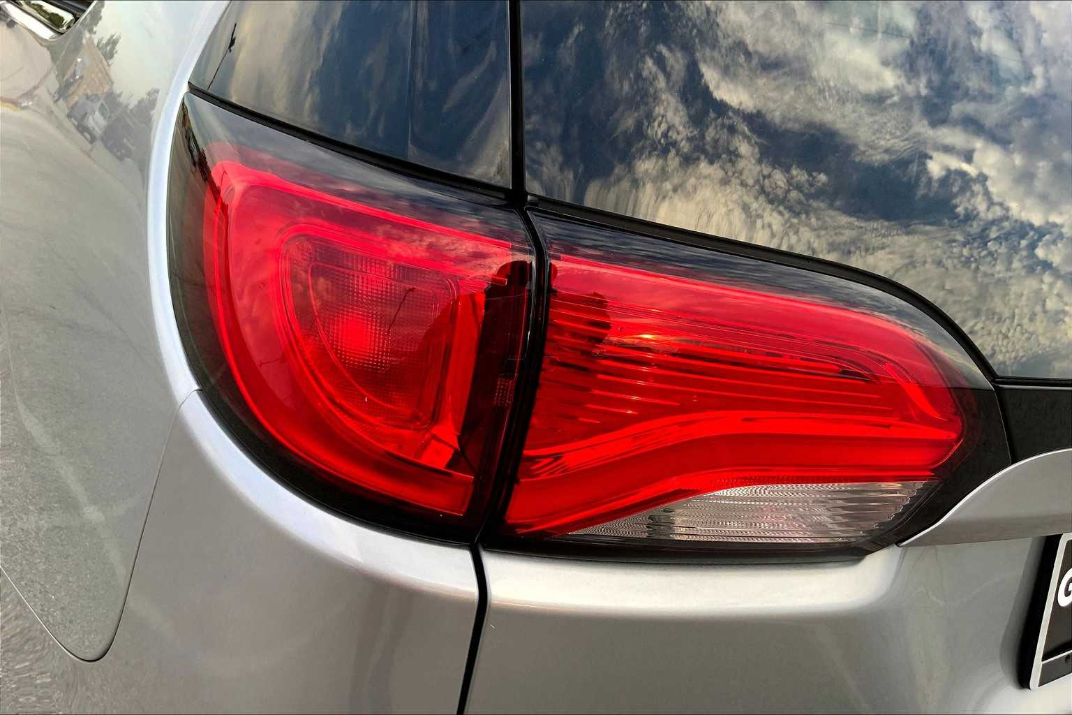 2019 Chrysler Pacifica Limited Billet Silver Metallic Clearcoat at Sterling McCall Nissan
