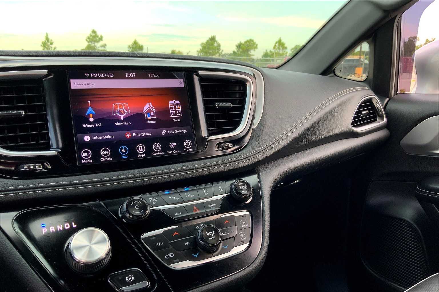 2019 Chrysler Pacifica Limited Billet Silver Metallic Clearcoat at Sterling McCall Nissan