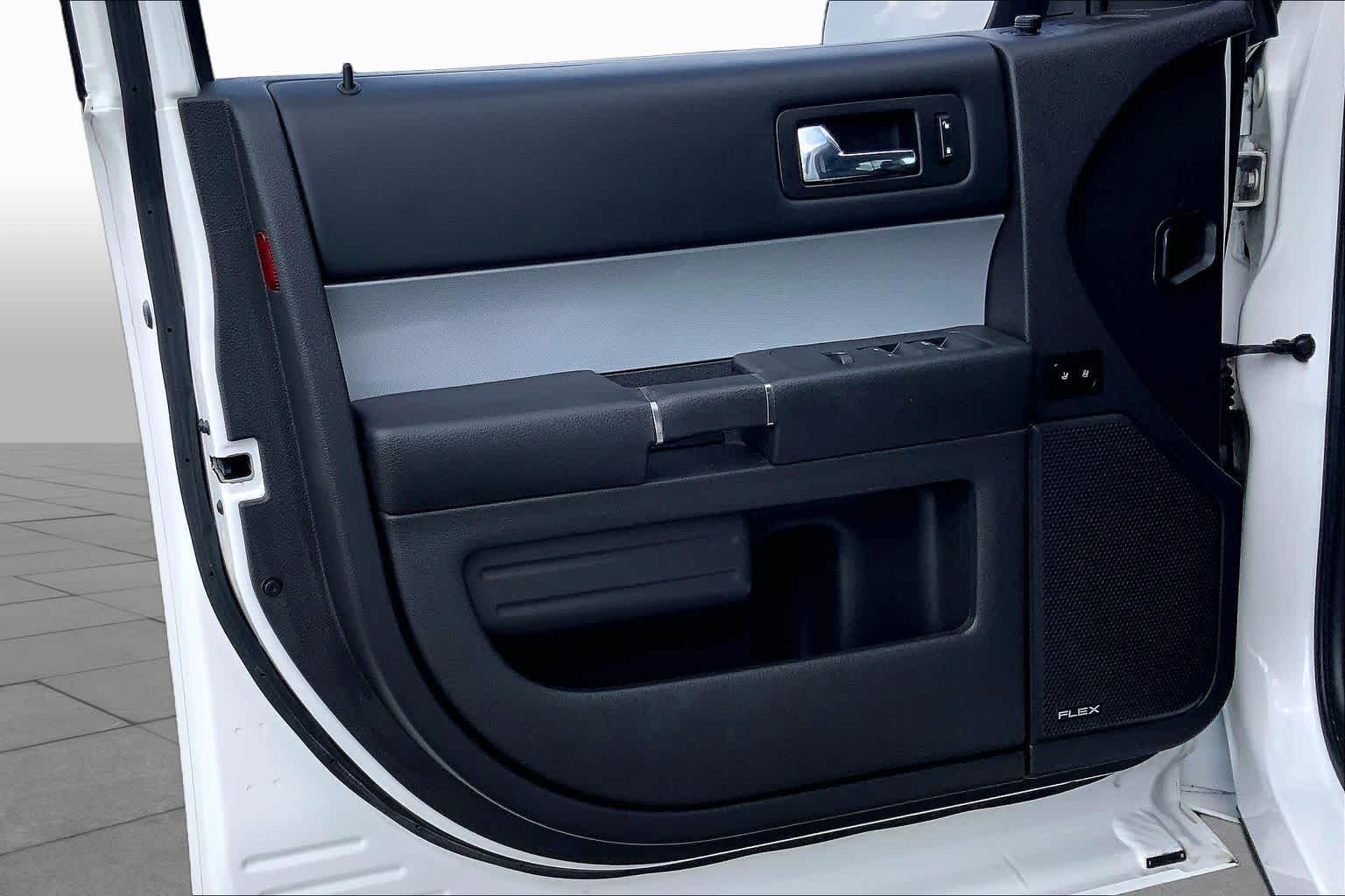 2014 Ford Flex SEL White Platinum Metallic Tri-Coat at Group 1 Toyota Southwest