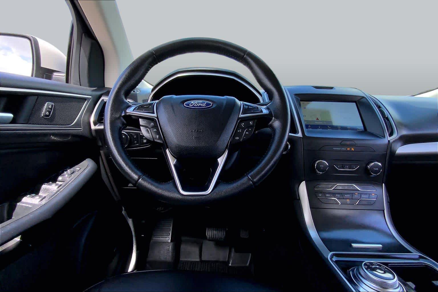 2020 Ford Edge SEL Star White Metallic Tri-Coat at Tomball Ford