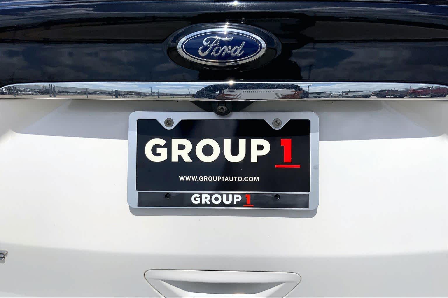2020 Ford Edge SEL Star White Metallic Tri-Coat at Tomball Ford