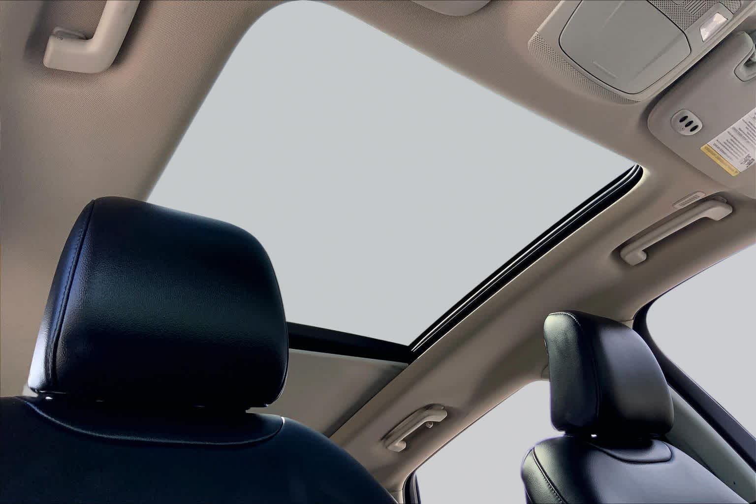 2020 Ford Edge SEL Star White Metallic Tri-Coat at Tomball Ford
