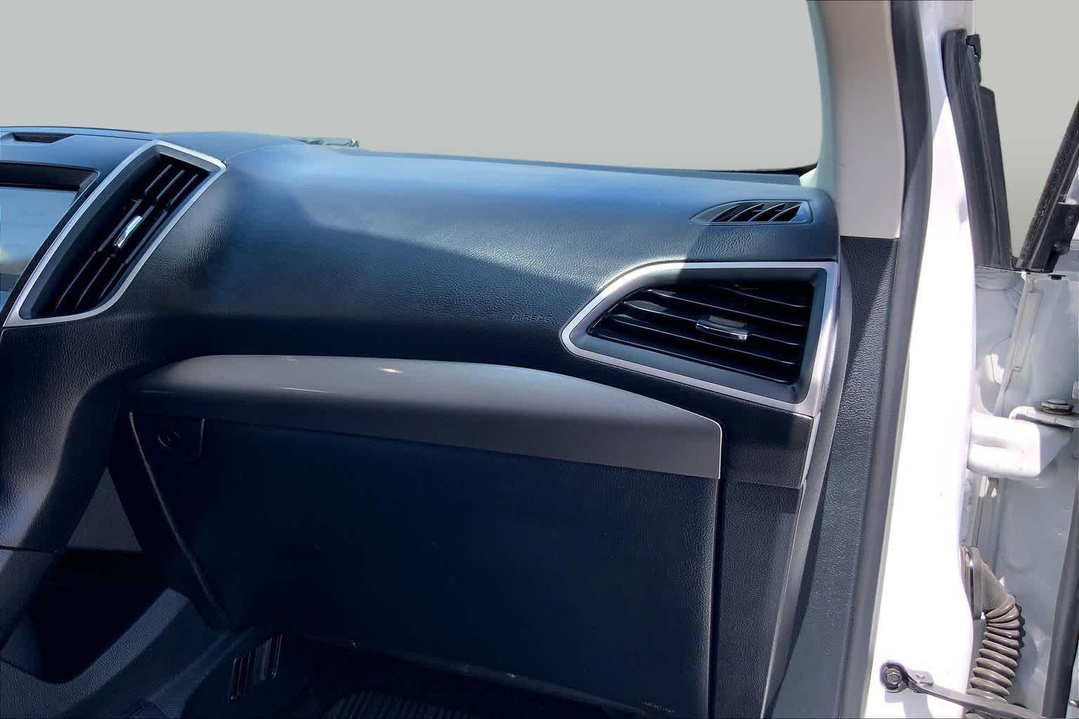 2020 Ford Edge SEL Star White Metallic Tri-Coat at Tomball Ford