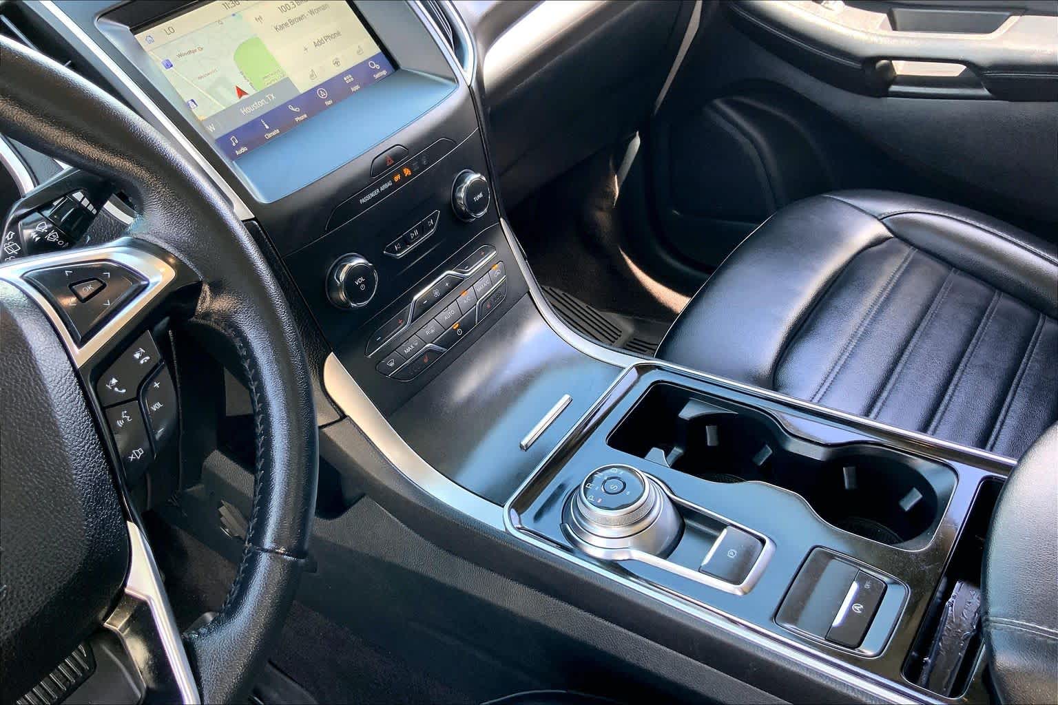 2020 Ford Edge SEL Star White Metallic Tri-Coat at Tomball Ford