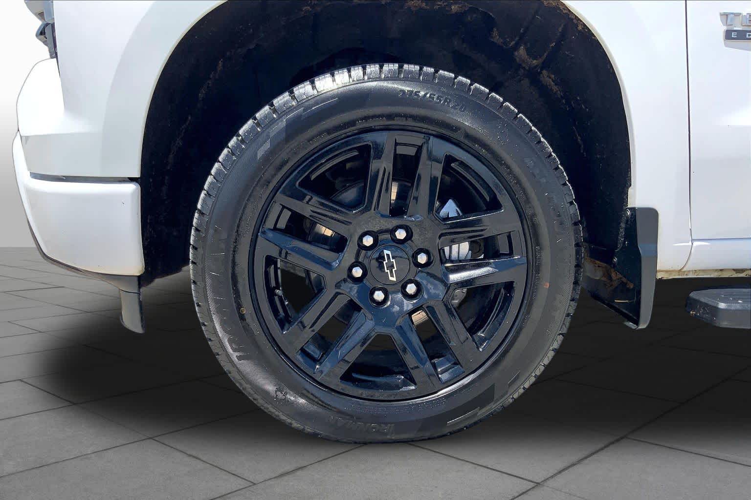 2022 Chevrolet Silverado 1500 RST Summit White at Auto Boutique Texas