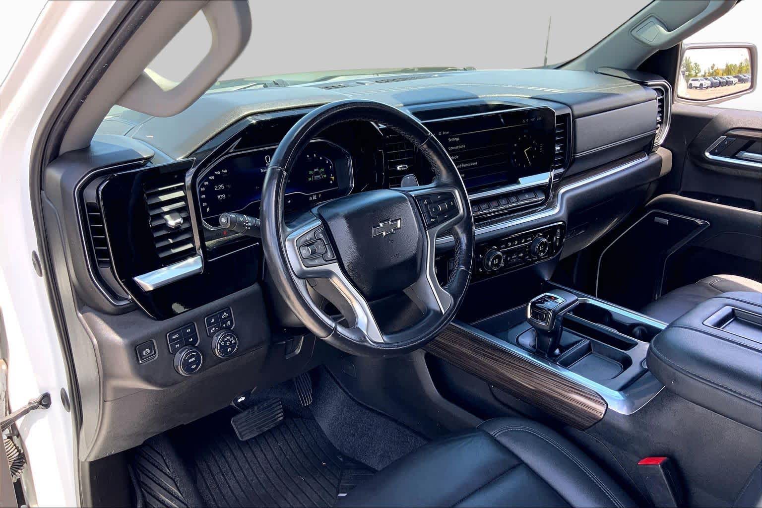 2022 Chevrolet Silverado 1500 RST Summit White at Auto Boutique Texas