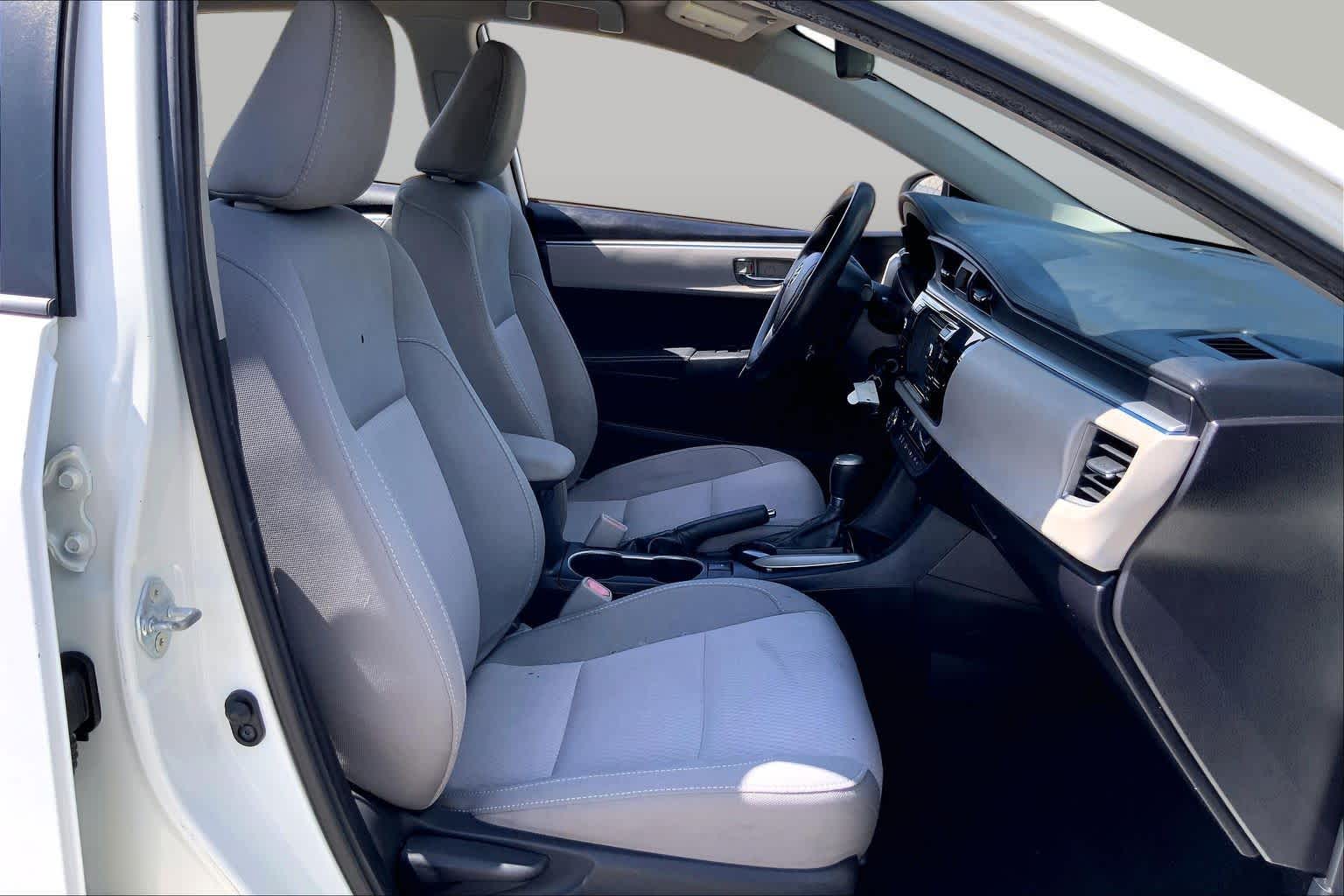 2015 Toyota Corolla LE Super White at Group 1 Toyota Southwest