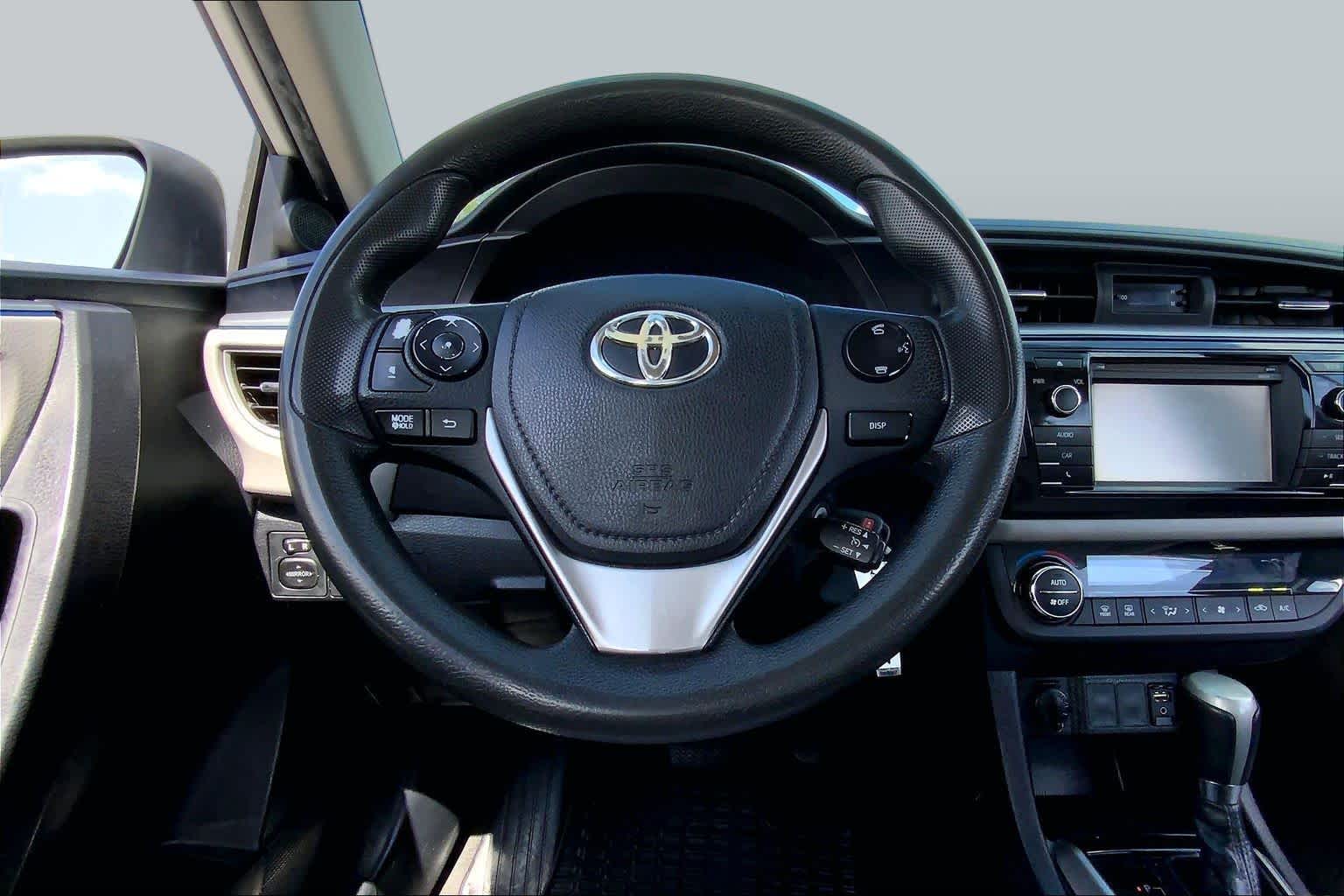 2015 Toyota Corolla LE Super White at Group 1 Toyota Southwest