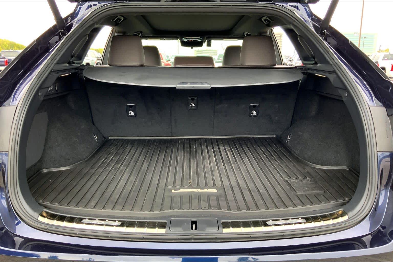 2025 Lexus RX 350 photo 34 of 36