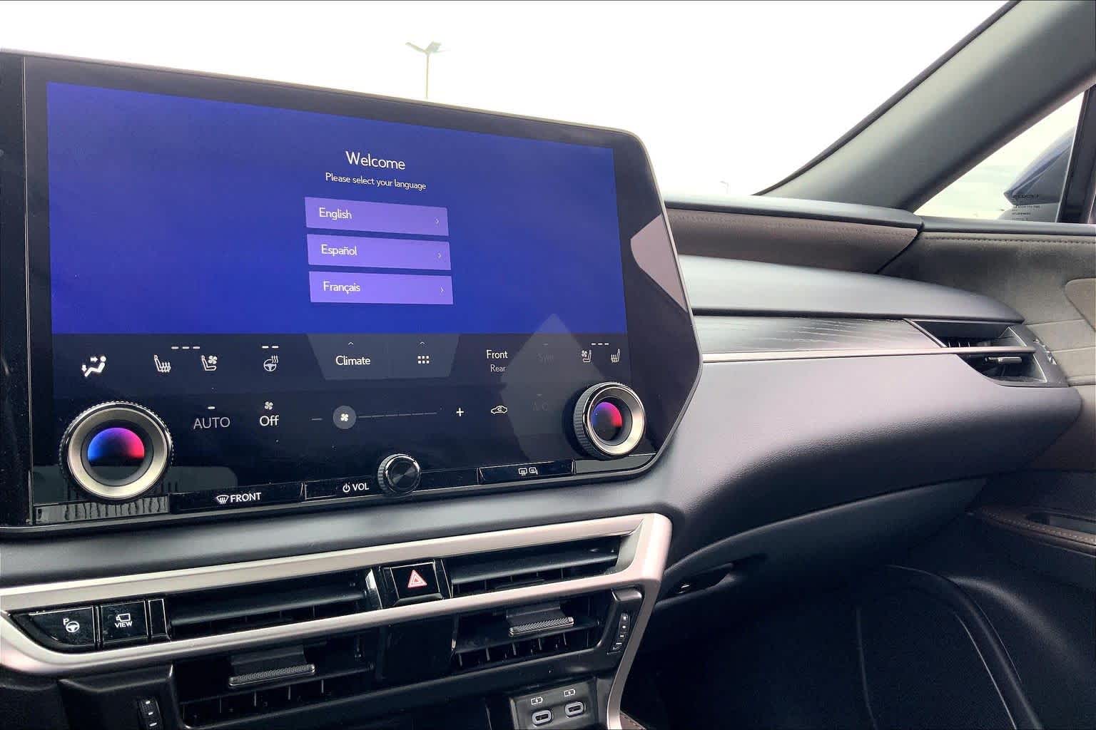 2025 Lexus RX 350 photo 35 of 36