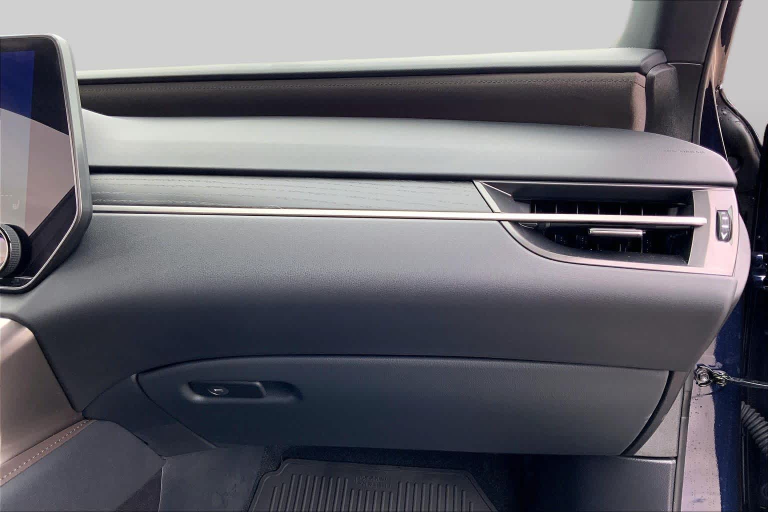 2025 Lexus RX 350 photo 18 of 36