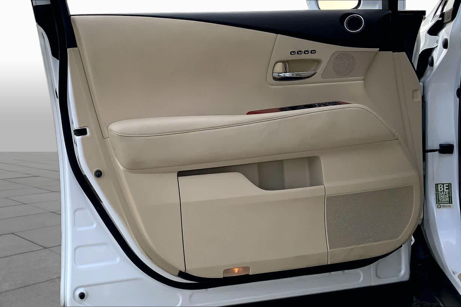 2010 Lexus RX 350 photo 20 of 34