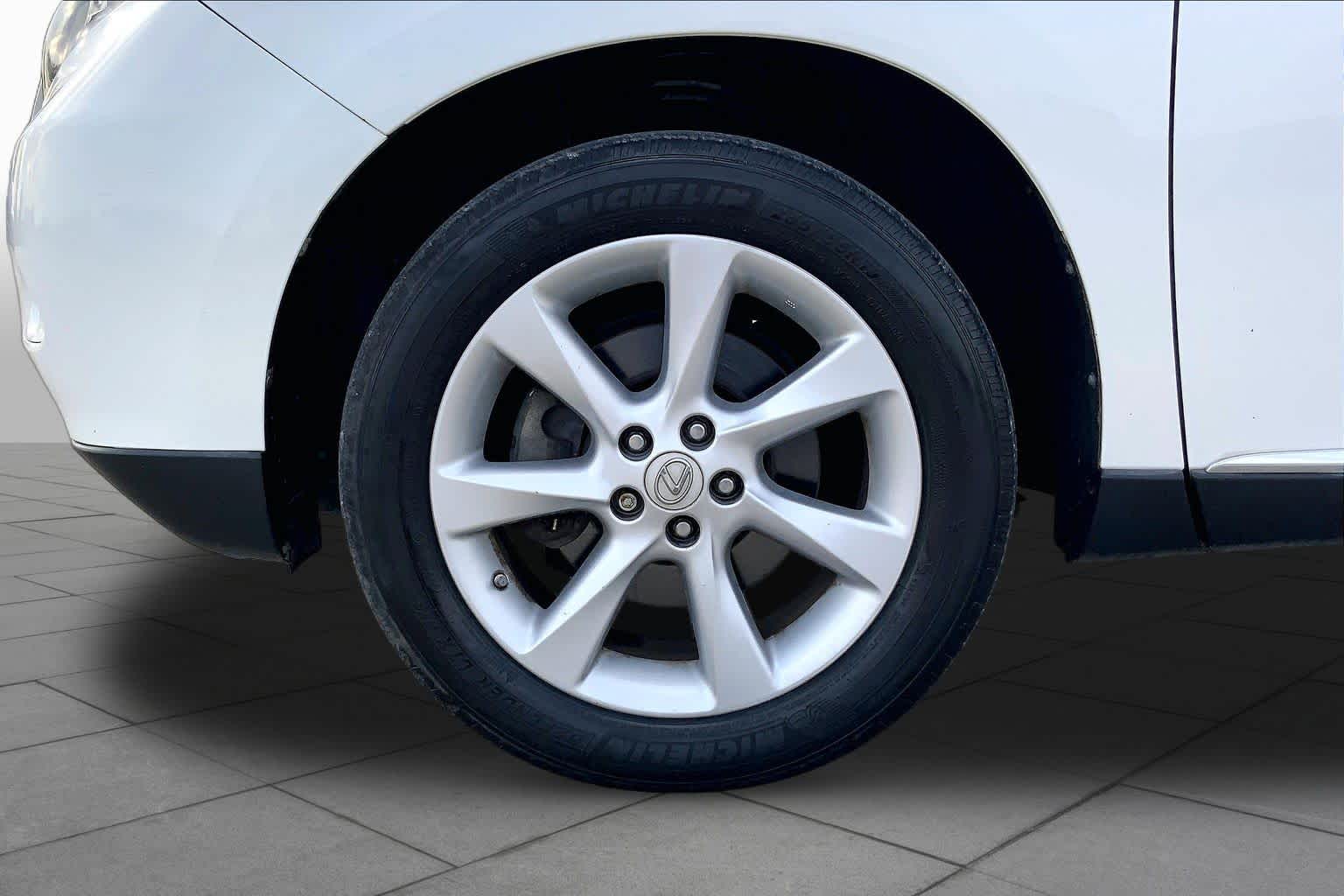 2010 Lexus RX 350 photo 10 of 34