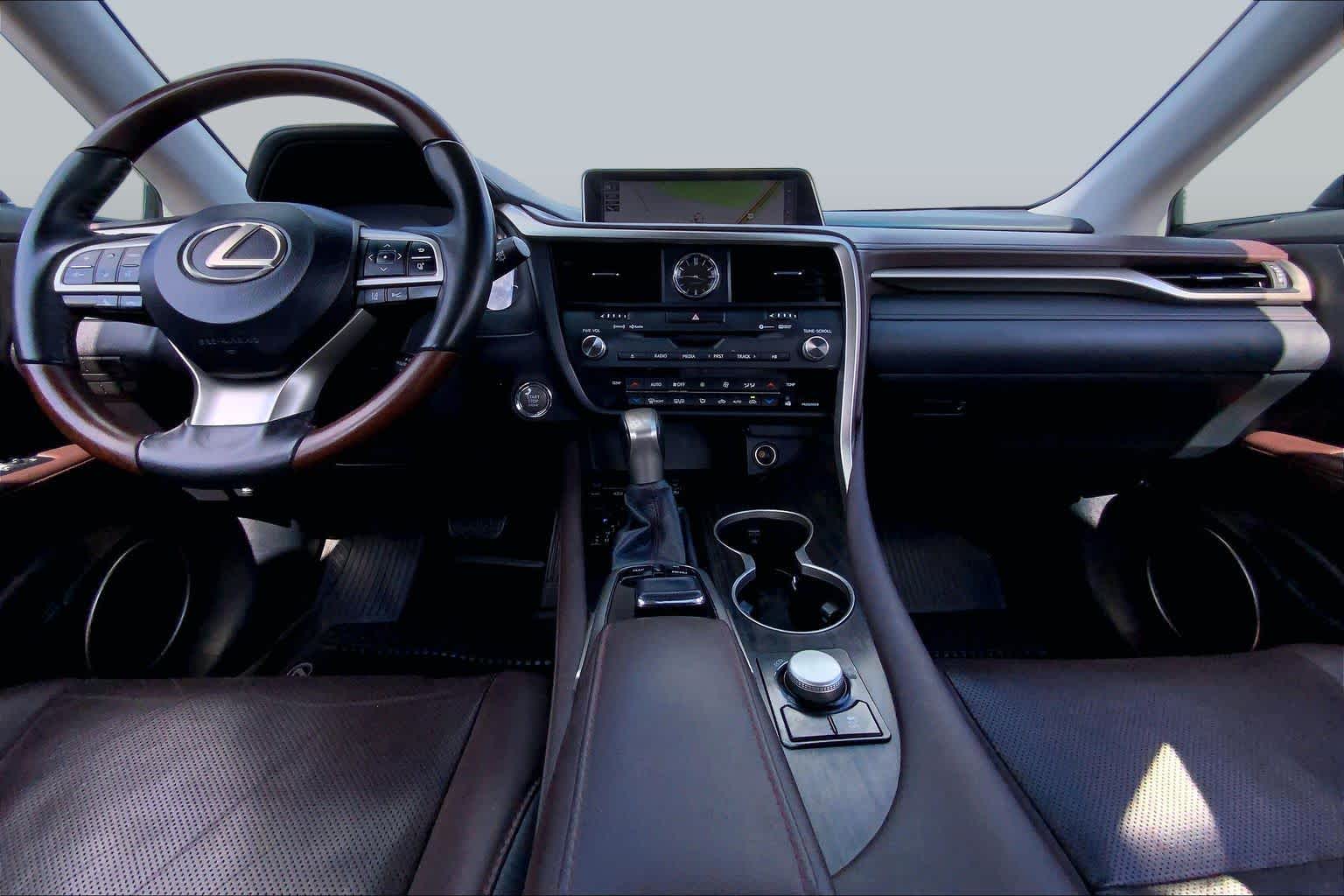 2017 Lexus RX 350 photo 15 of 36