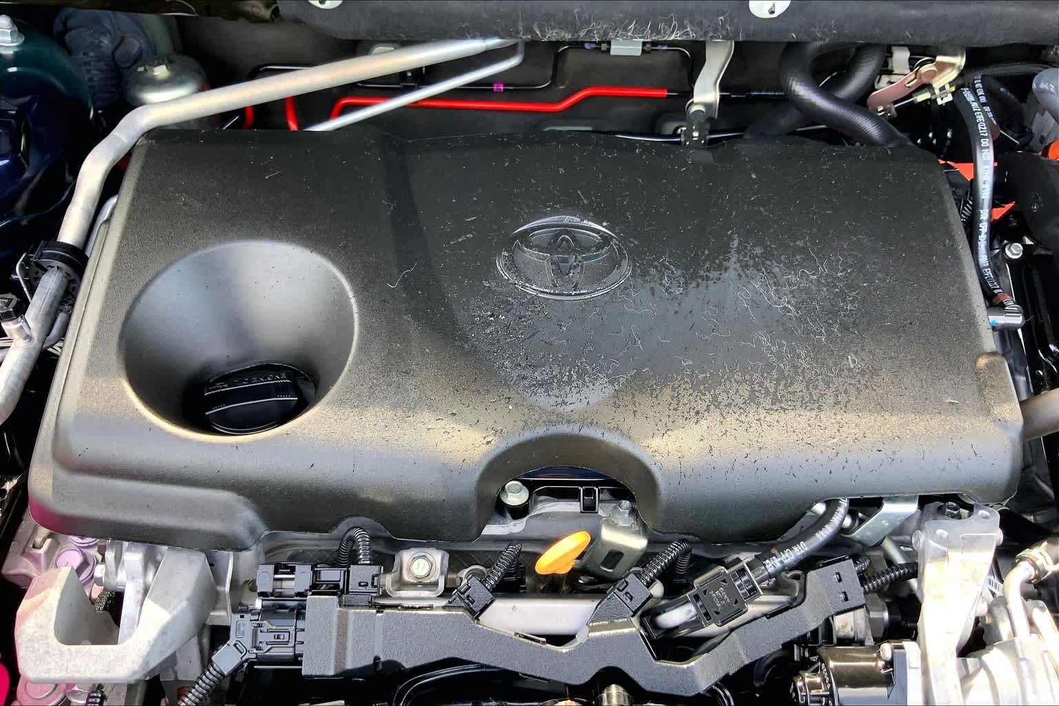 2021 Toyota RAV4 photo 32 of 34