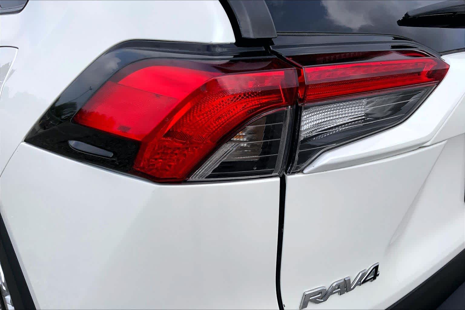 2022 Toyota RAV4 XLE Premium Blizzard Pearl at Lexus Southwest Houston