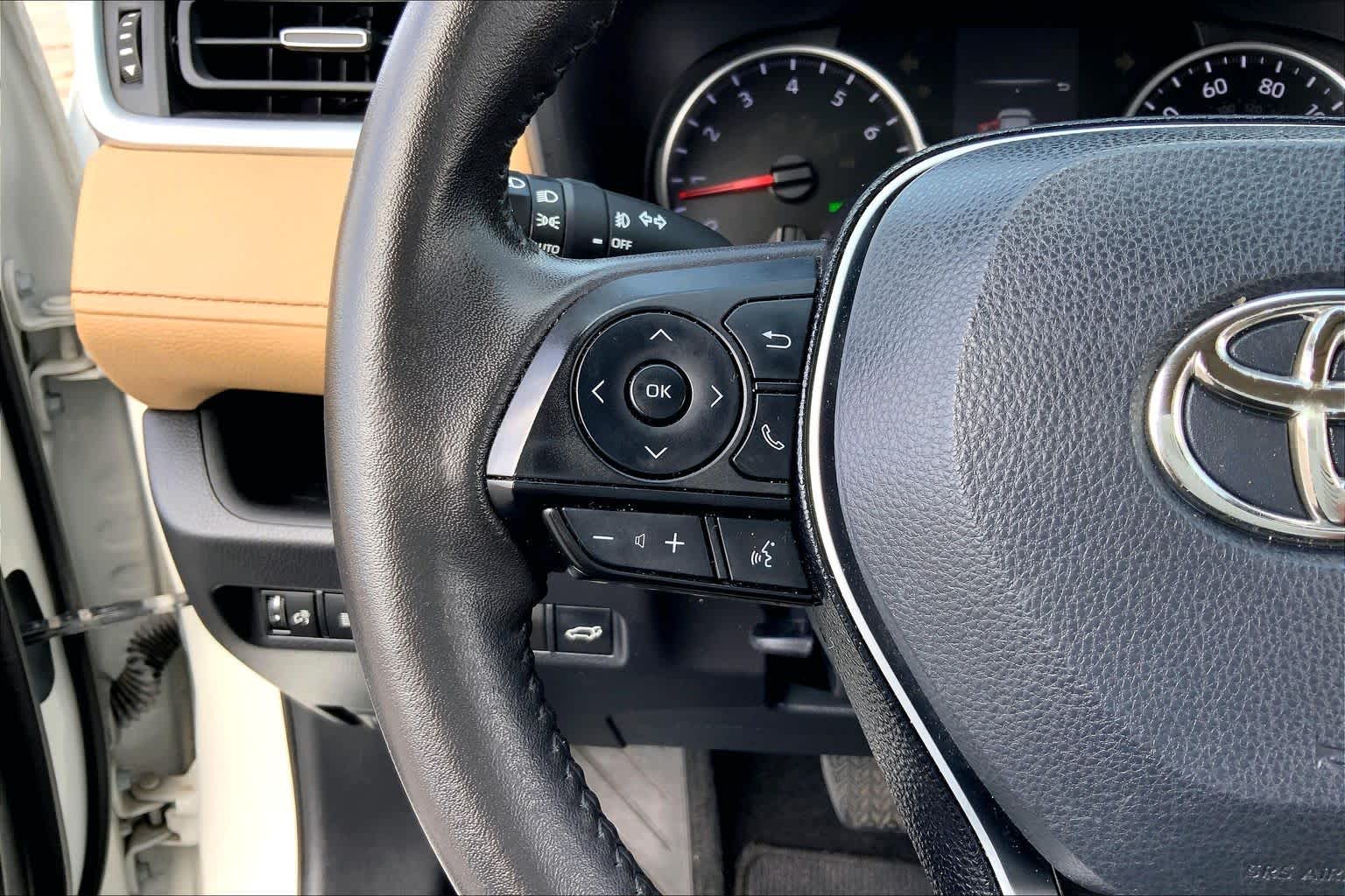 2022 Toyota RAV4 XLE Premium Blizzard Pearl at Lexus Southwest Houston