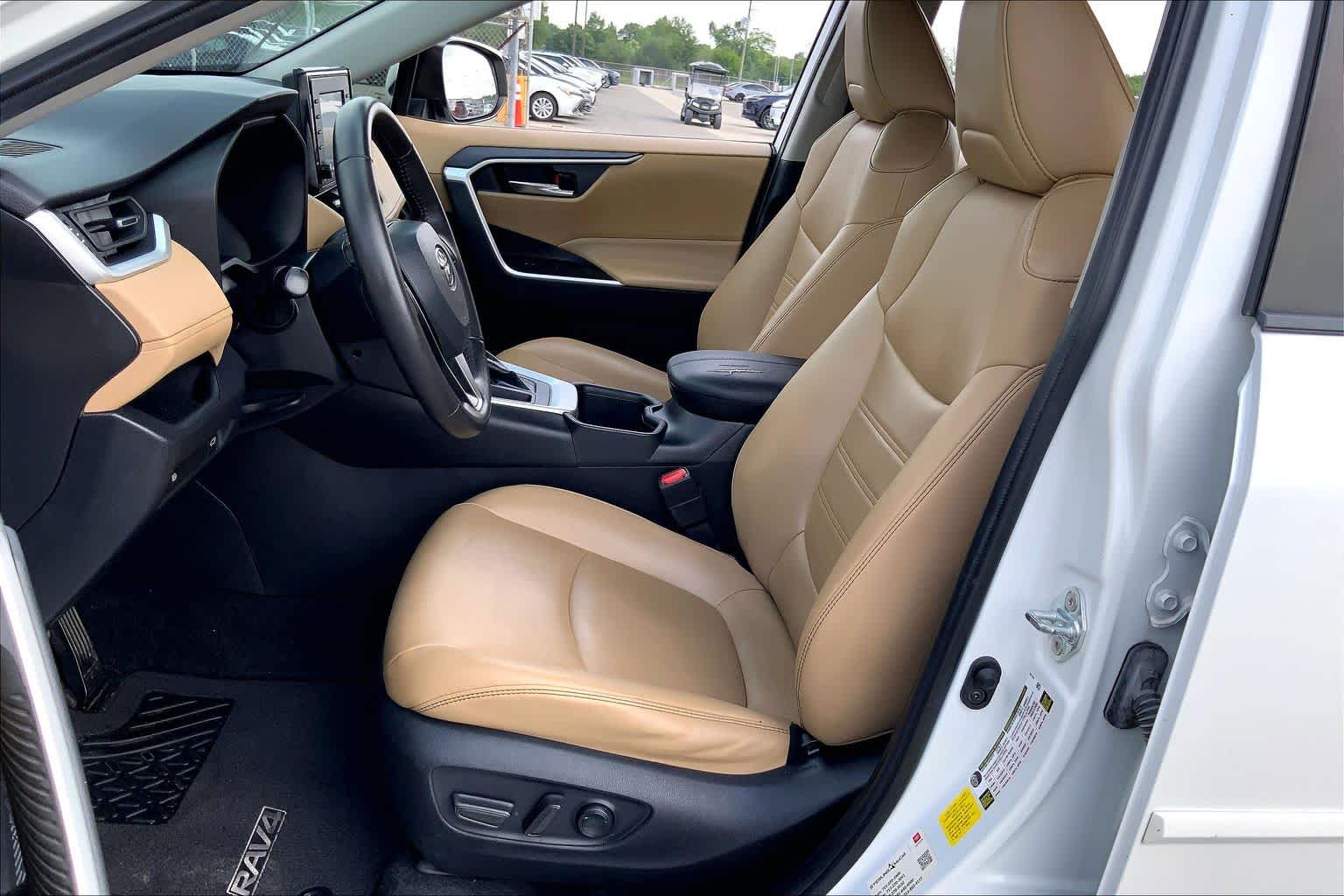 2022 Toyota RAV4 XLE Premium Blizzard Pearl at Lexus Southwest Houston